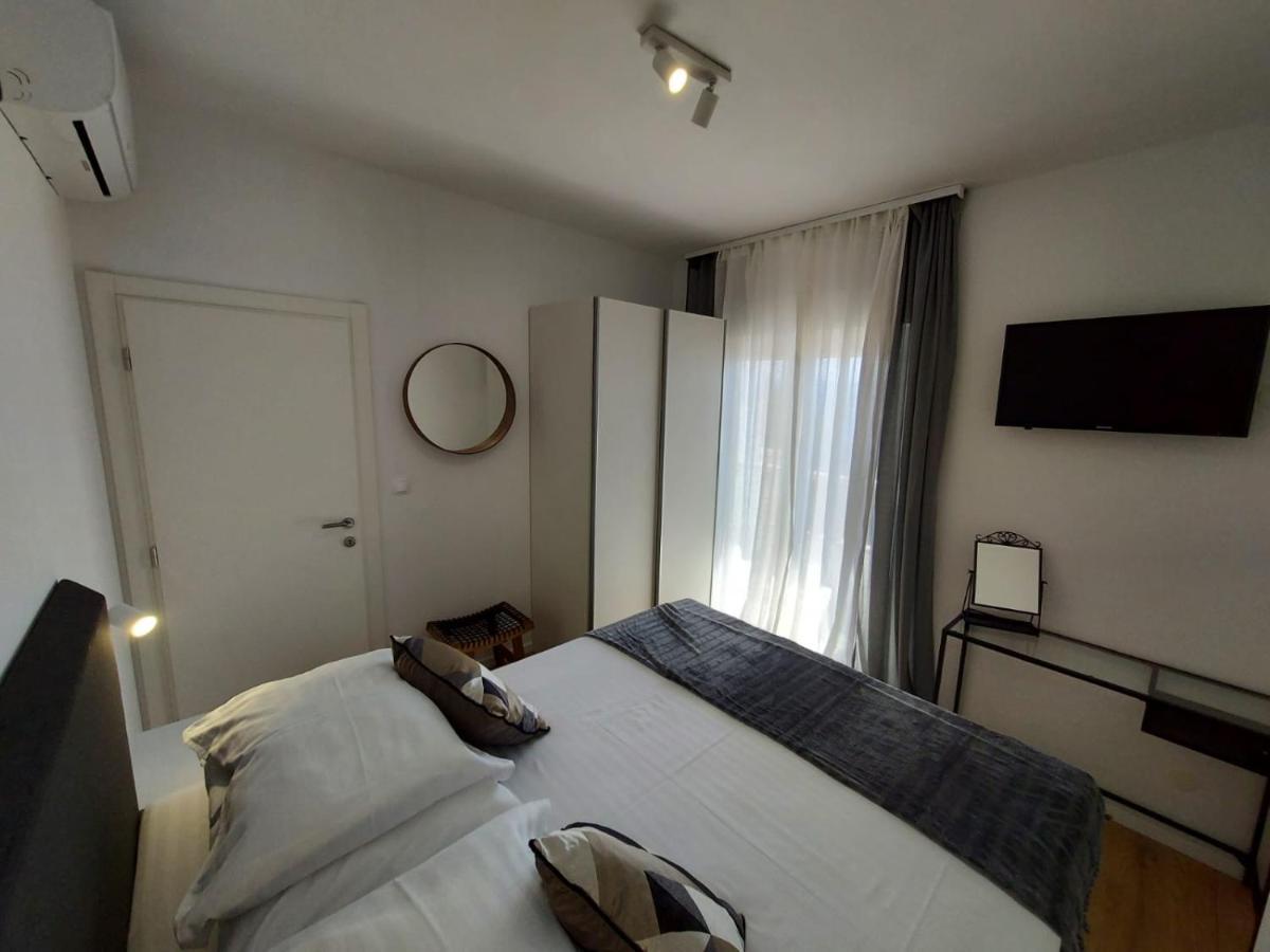 Apartmani Cvita Omiš Exteriér fotografie