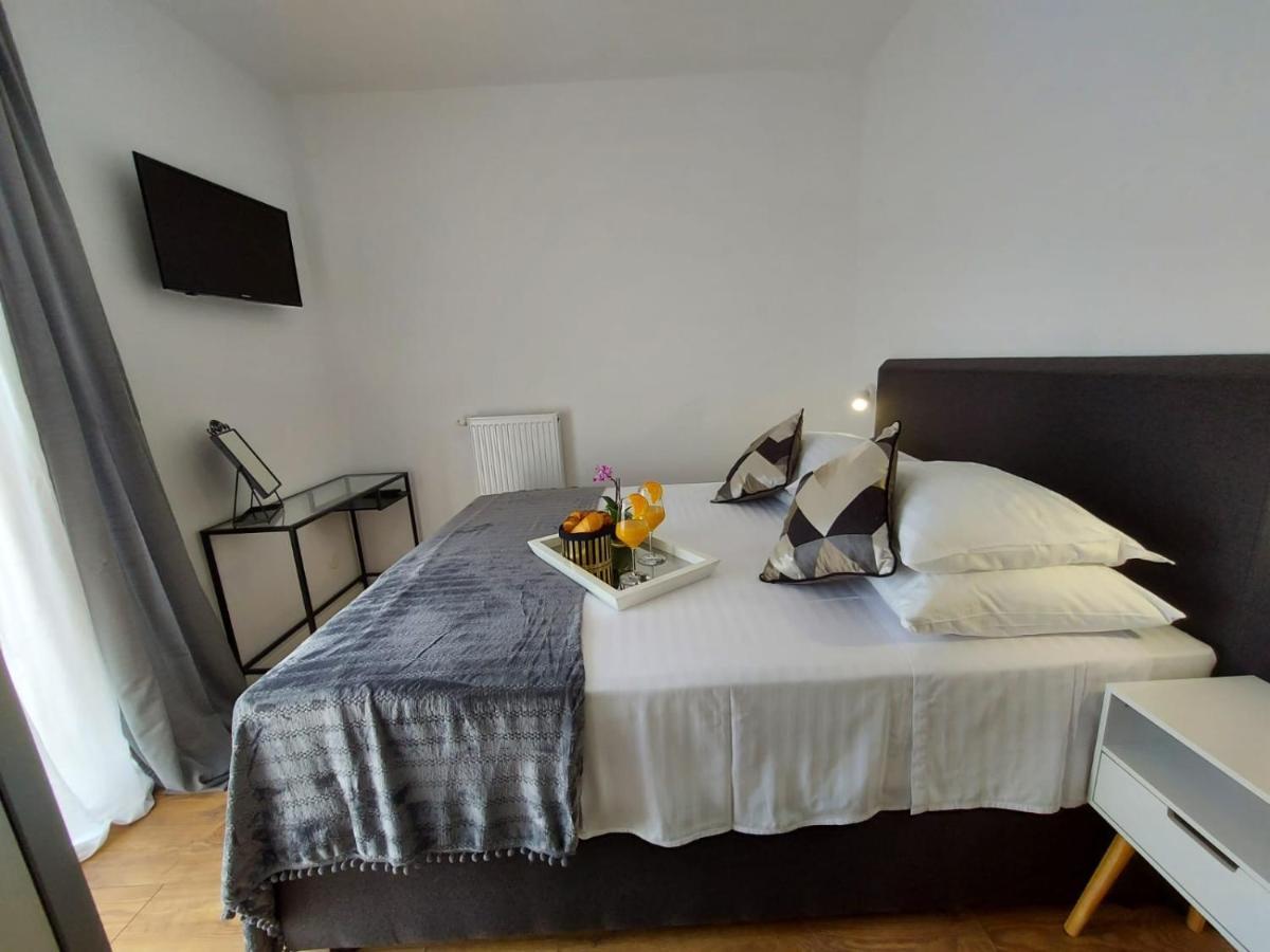 Apartmani Cvita Omiš Exteriér fotografie